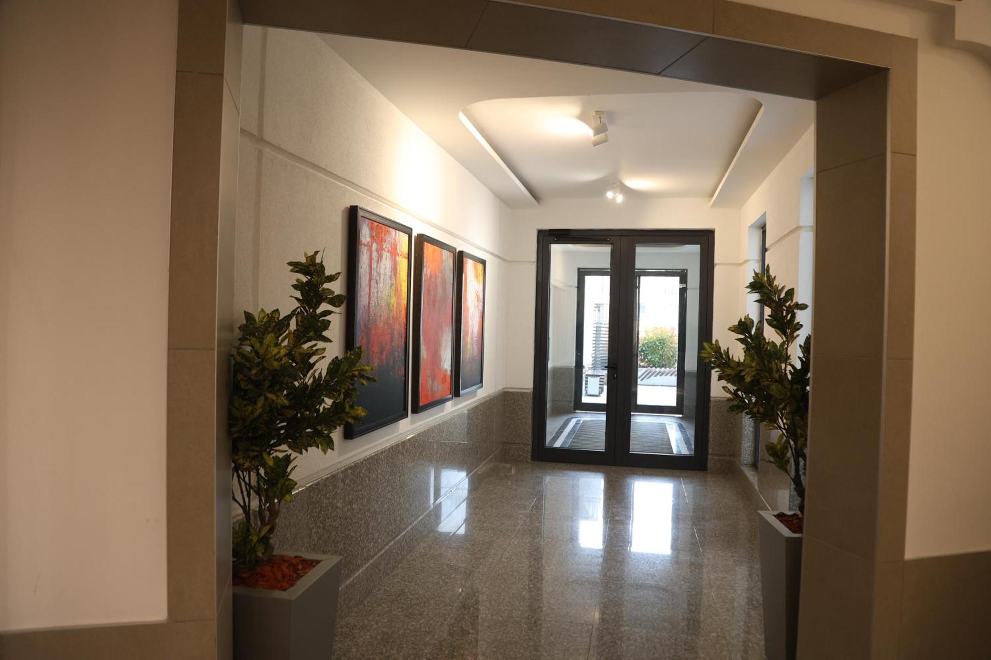 Luxury Apartment At Panorama Residence Vodno Skopje Exterior photo